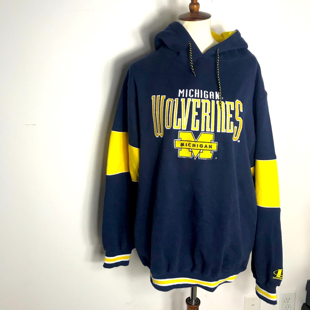 Michigan Wolverines Embroidered Navy Sweatshirt - Picture 4 of 6